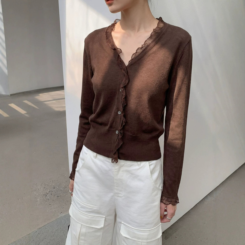 Umi 2026 Autumn/Winter New French V-neck Lace Ruffle Knit Women's Short Waist-Cinching Long-Sleeve Cardigan