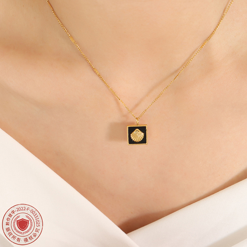 Temperamento francés incrustaciones de acrílico en relieve colgante collar personalidad pendientes moda titanio acero joyería traje