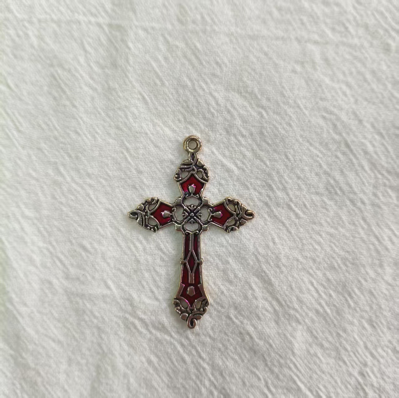 Thin jewelry accessories retro ancient silver ancient rattan pattern cross men's jewelry clothing sweater chain pendant wholesale