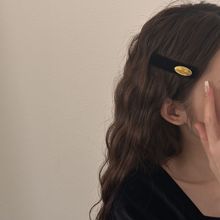 红色边夹丝绒发夹女秋冬刘海碎发bb夹简约感百搭侧边夹发饰批发