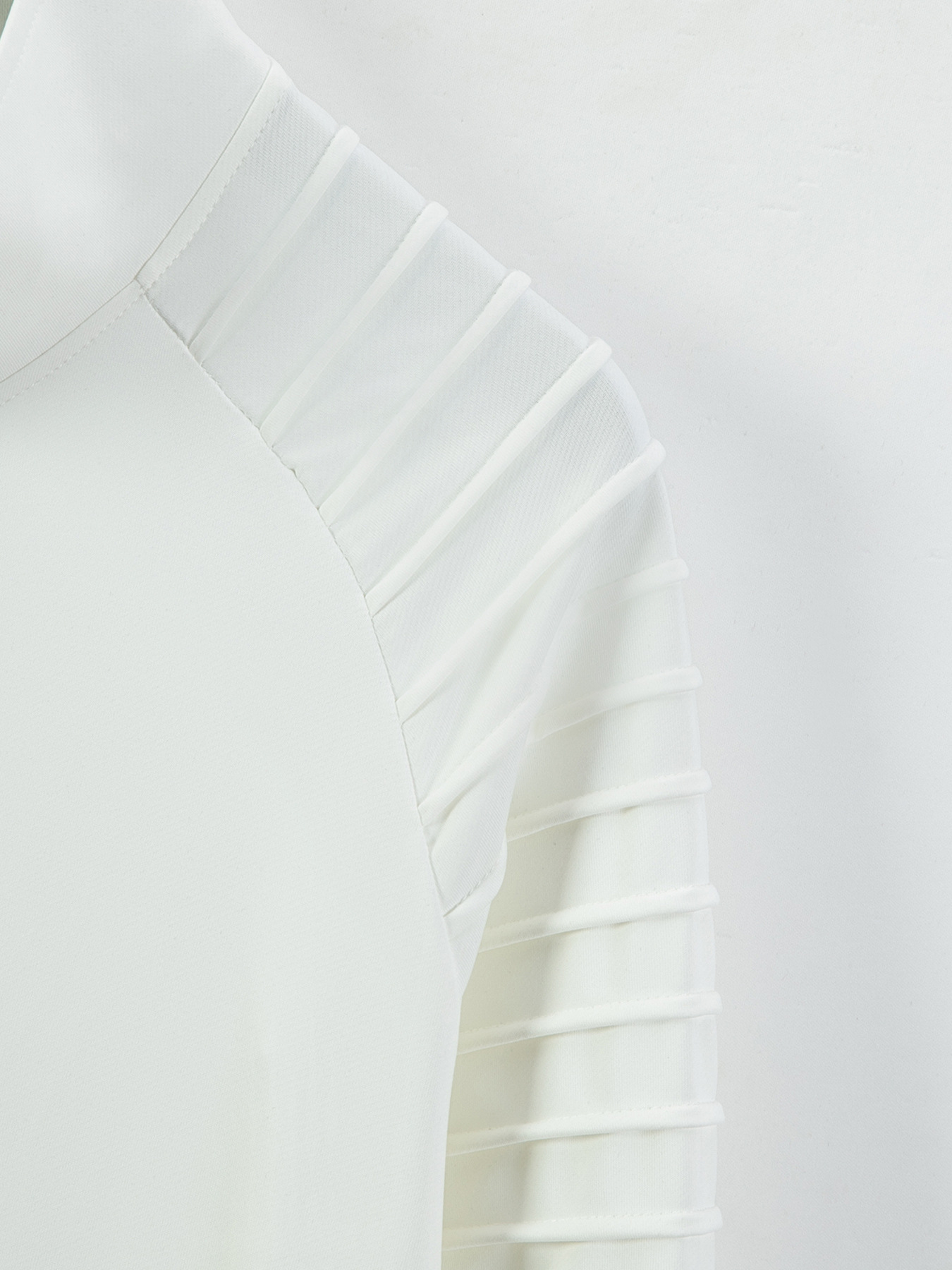 Men's Casual Stand-up Collar Zipper Jacket With Pleated Detail_voghion.com