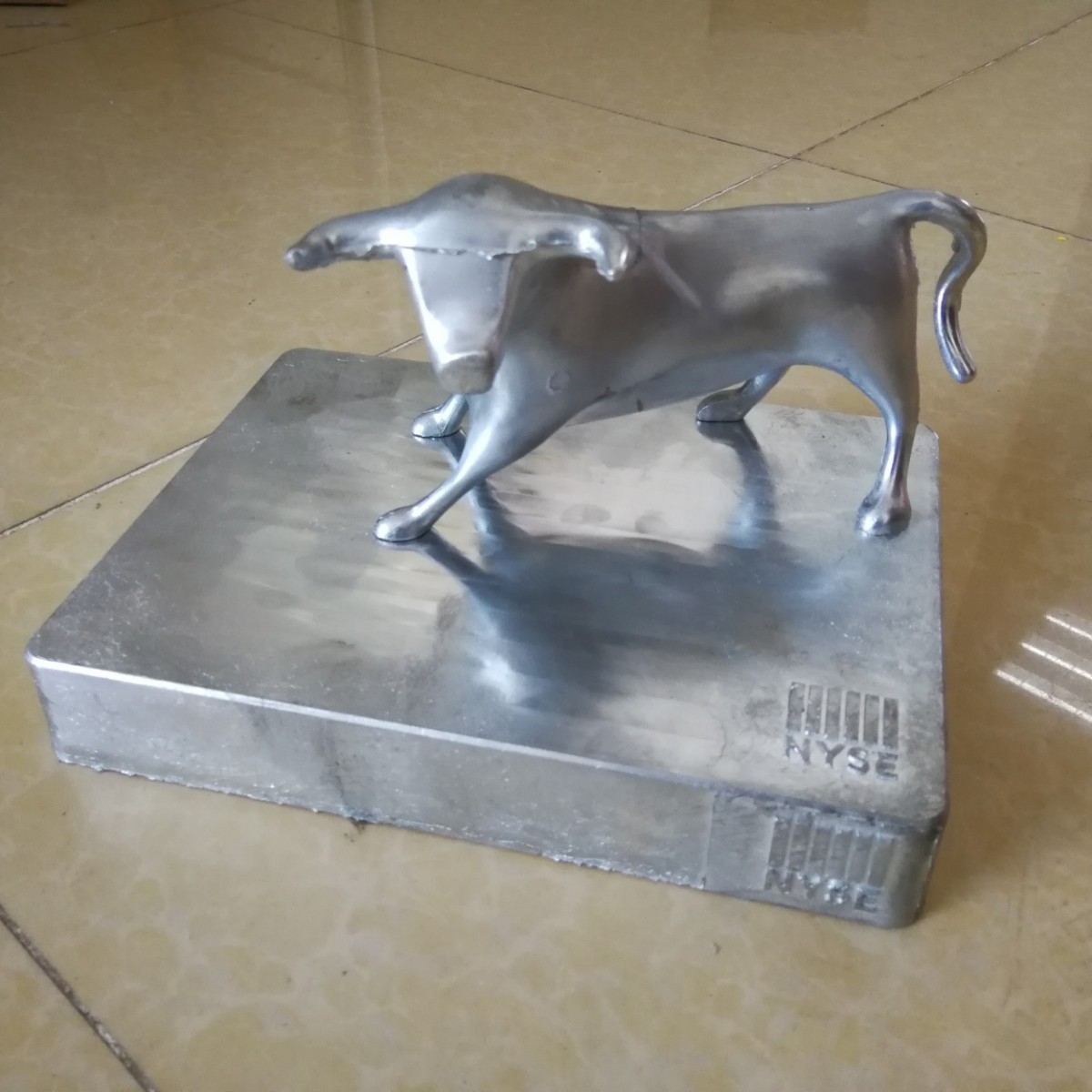 铅锡合金锌合金压铸纯铜金属工艺礼品美国股市拓荒牛模型摆件礼品