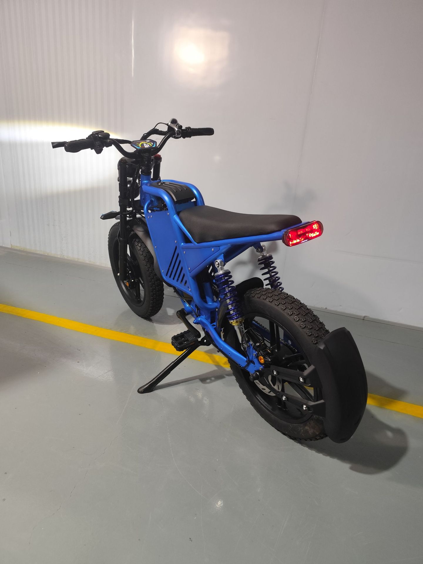 K15 Electric Assist Bicycle Dual Motor EBiK Electric Assist Bike Dual Shock Absorber Dual Drive Motor Electric Vehicle