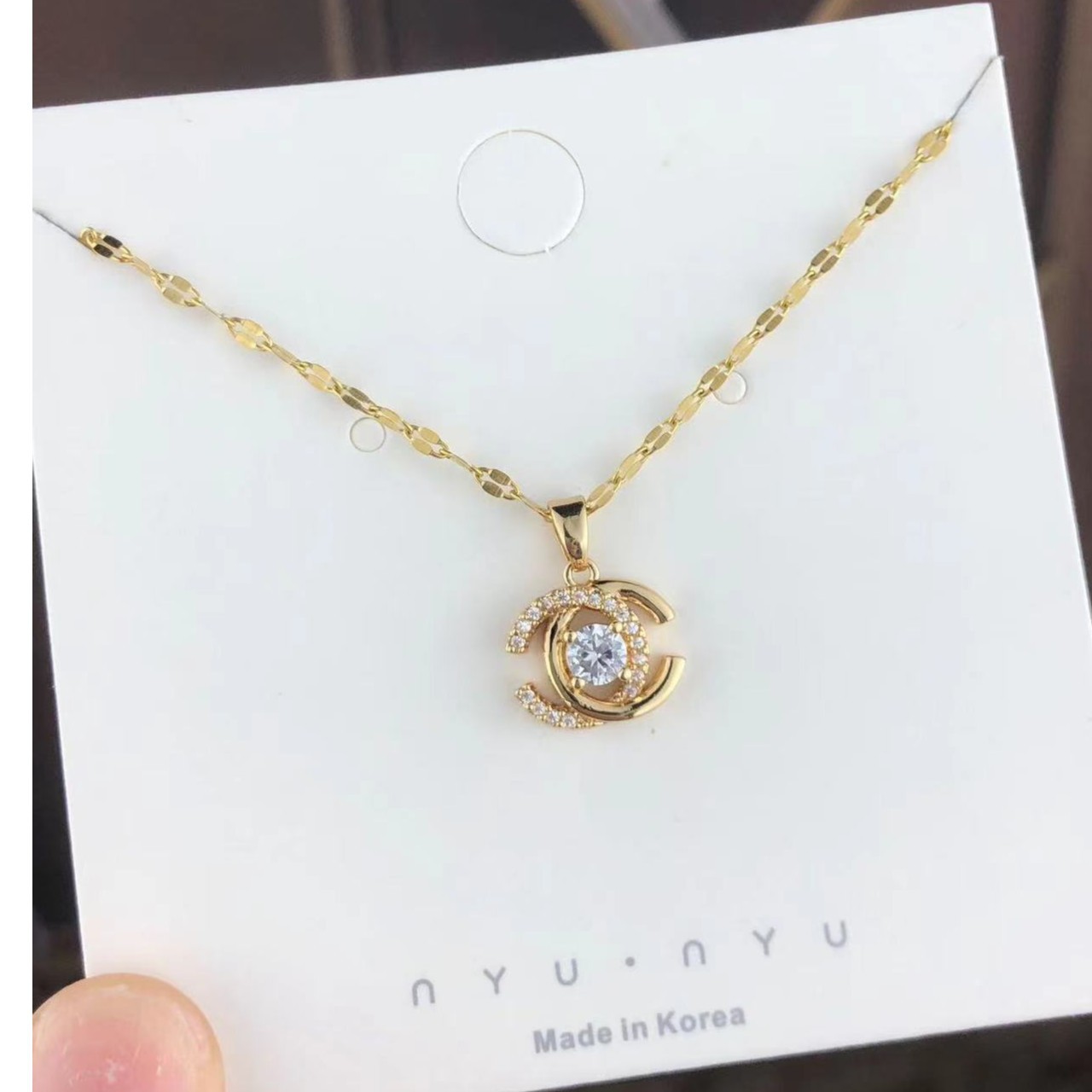 Lovskaya titanio acero collar q006 Luz de lujo Super Hada titanio acero doble C ZIRCON collar