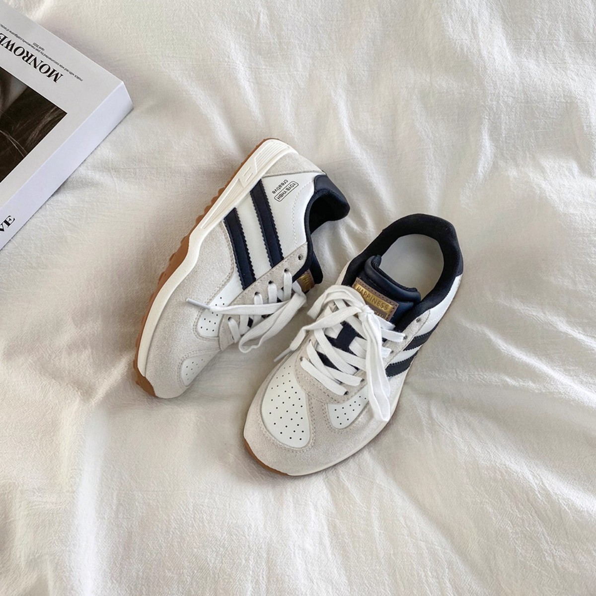 2026 nuevo nicho de diseño de zapatos de entrenamiento para estudiantes dulce de moda casual zapatos bajos zapatos blancos