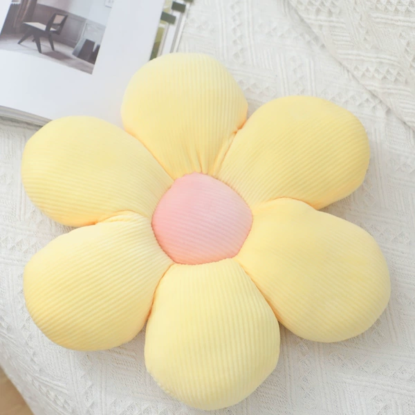 Six -petal pink core yellow flowers 45*45