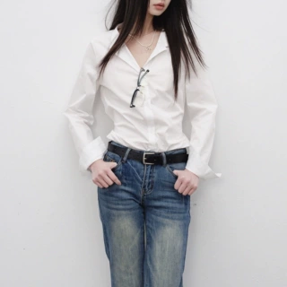【露思同款】许我耀眼 V领简约白色衬衫女小众宽松百搭长袖上衣秋