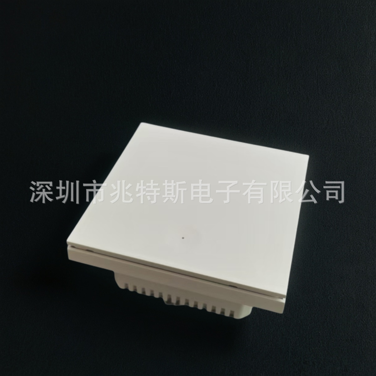 86型墙壁智能开关塑料外壳，琴键机械式按键自动复位开关外壳