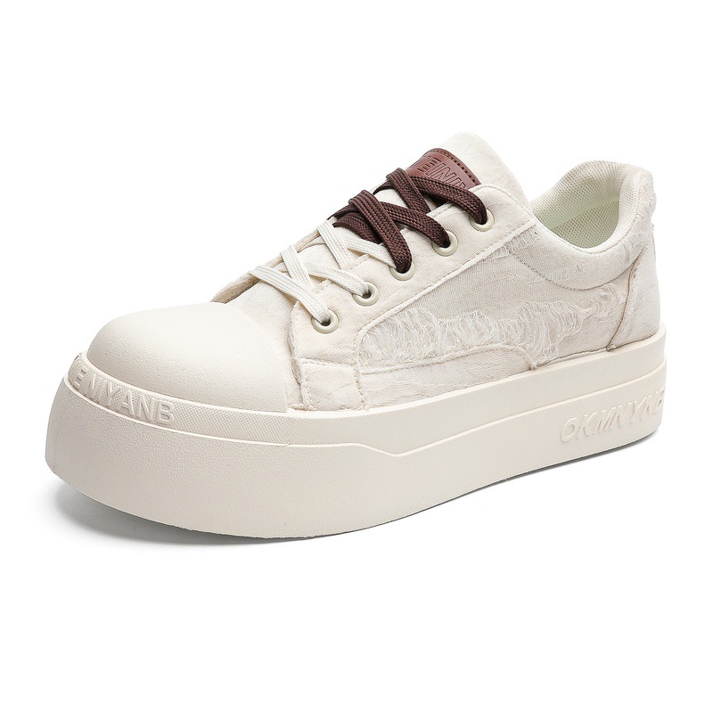 White / 39