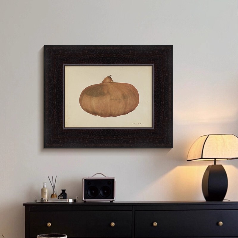 Vintage Solid Wood Photo Frame, Light French Retro Bedroom Hanging Painting, High-End Niche Art Bedside Decorative Painting Wall Frame