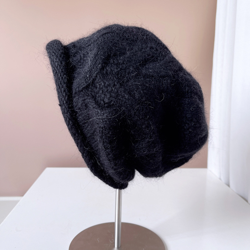 Women's Sweet Simple Style Twist Sequins Eaveless Wool Cap display picture 6