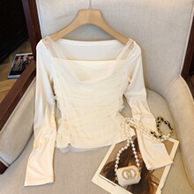 �V��ʮ���и�؛����~һ�ּ�T��Ů���¿����������������e������