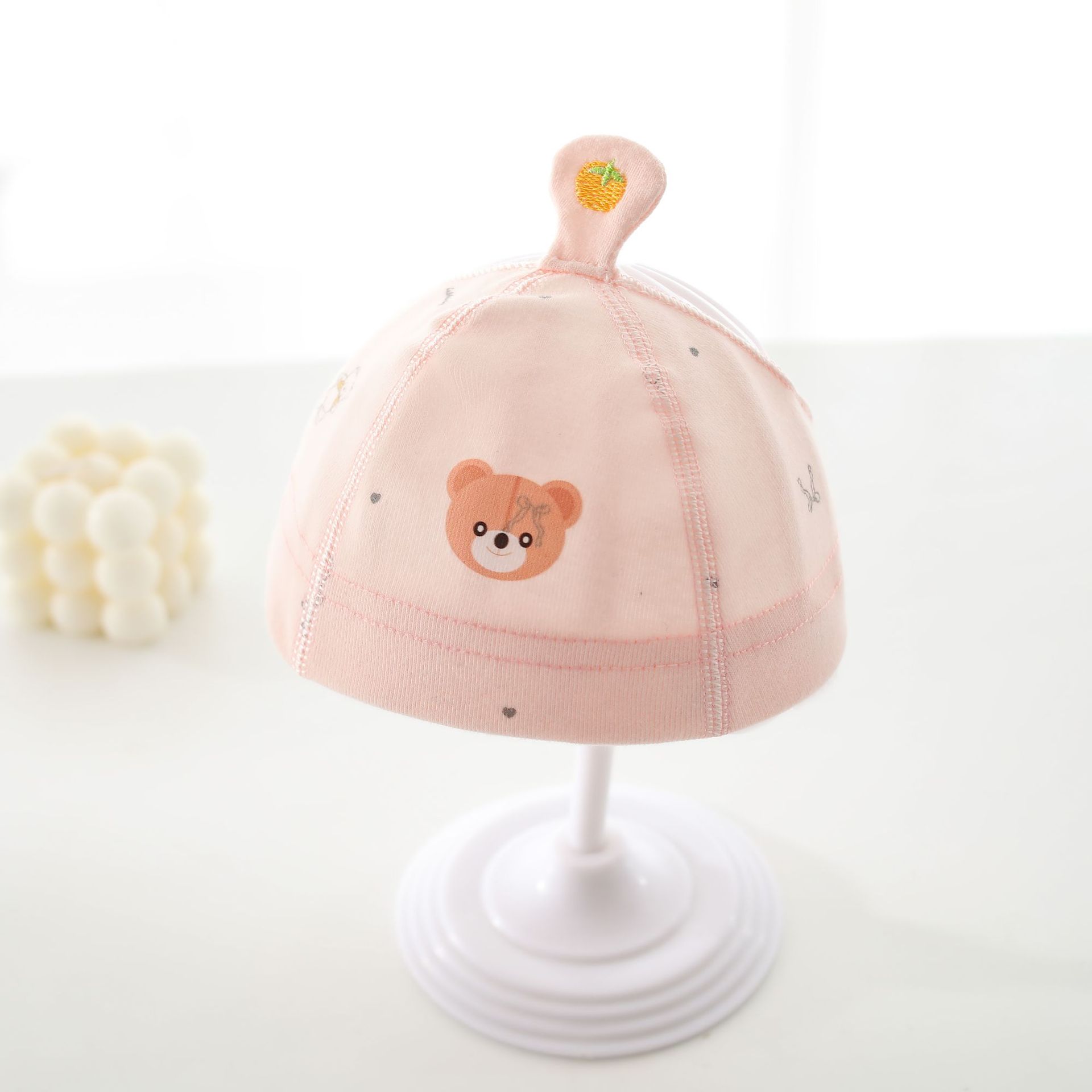 Strawberry bear door hat powder