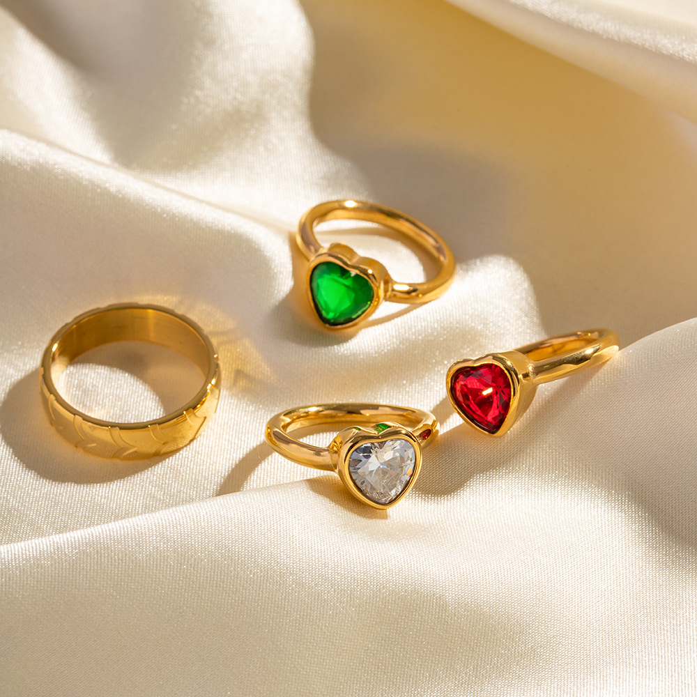 Retro Heart Shape Stainless Steel Plating Zircon Drop Earrings Ear Studs 1 Pair