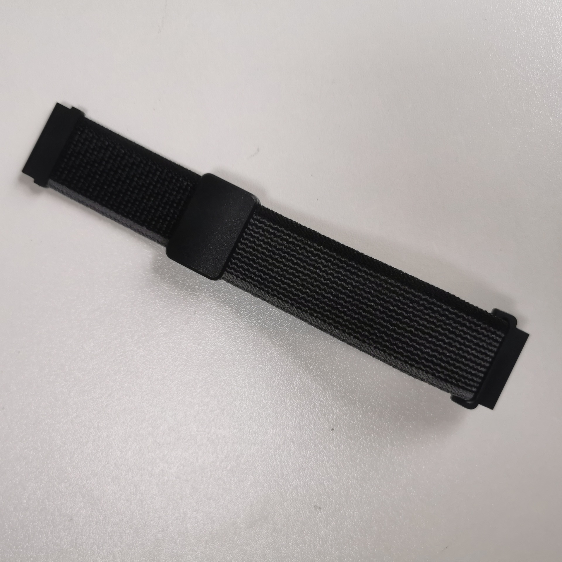 Adecuado para Samsung hebilla magnética montaña salvaje diámetro Correa 18/20/22mm Apple Huawei reloj Correa plástico conector