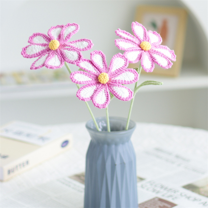 クロスボーダーの手編みの完成品の小さい花束は花の毛糸のメリヤスの花束を模倣します。|undefined