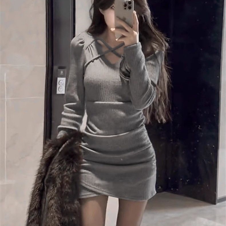 小个子辣妹修身连衣裙子2025秋冬季新款女时尚小妈内搭打底包臀裙|undefined