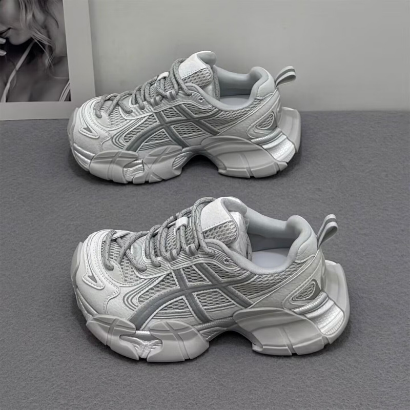 Popular platform thick-soled dad shoes for women, height-increasing for petite individuals, 2026 super hot new autumn sports casual white sneakers Popular platform thick-soled dad shoes for women, height-increasing for petite individuals, 2026 super hot new autumn sports casual white sneakers