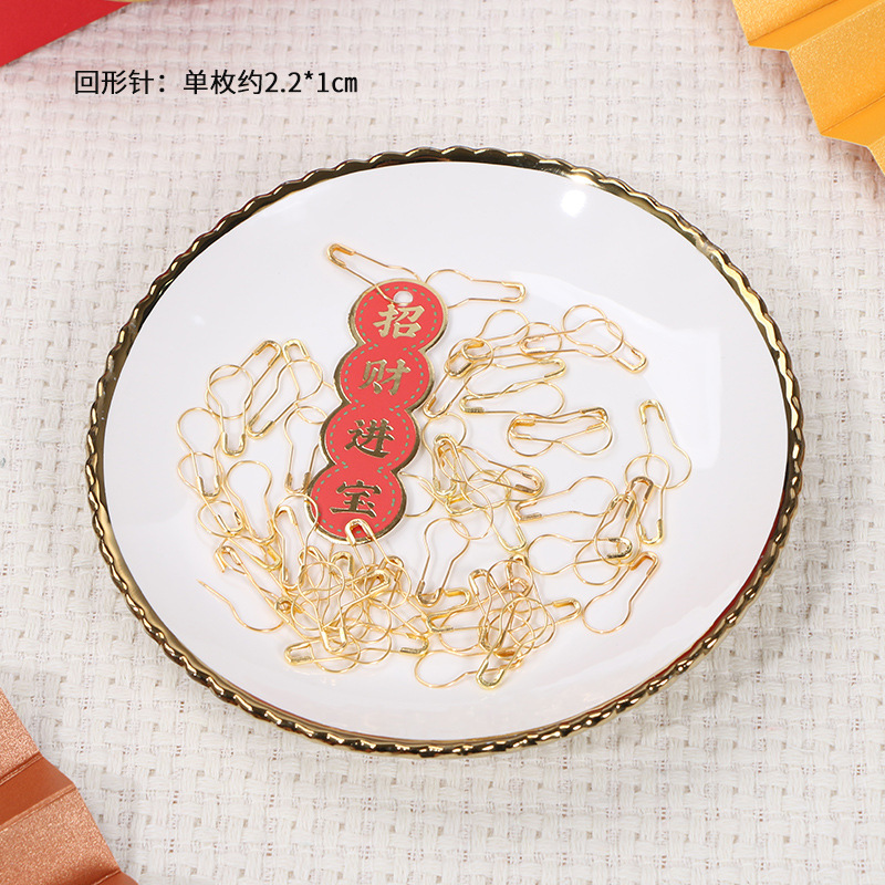 Saludos de Año Nuevo etiqueta dorada para hornear caja de embalaje Etiqueta de decoración Tarjeta de forma especial copo de nieve regalo crujiente accesorios pequeños