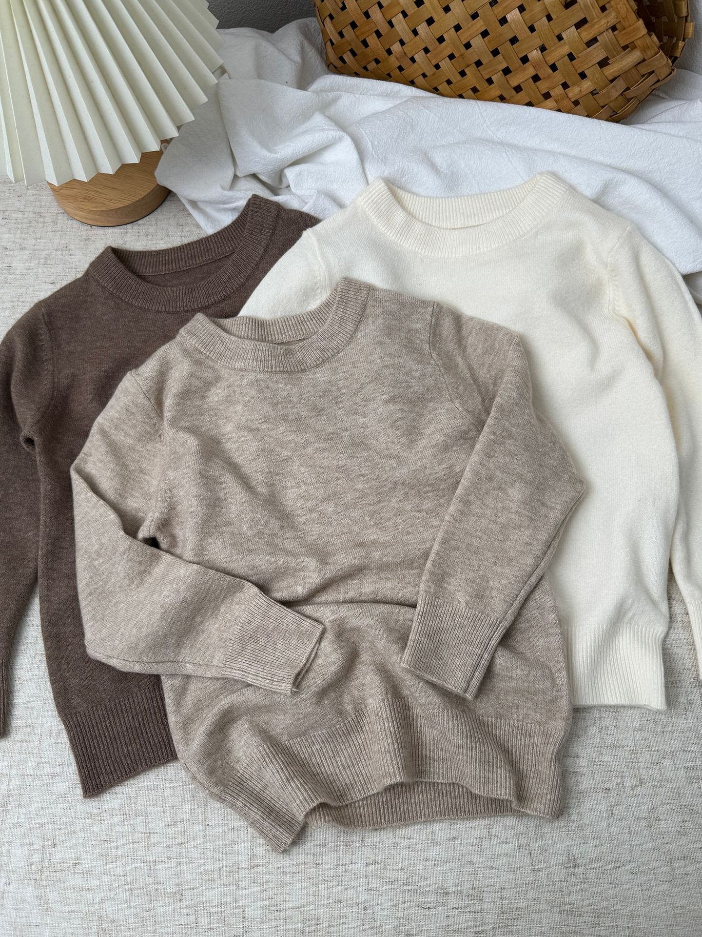 Suéter de lana de otoño y invierno, suéter de cuello redondo para niños y niñas, camisa de fondo, camisa de punto para bebés