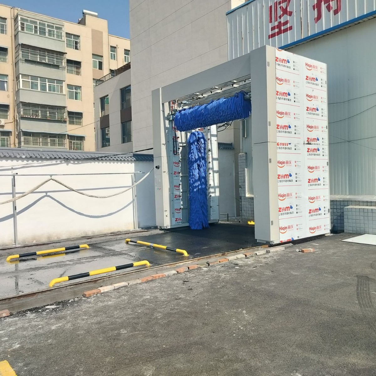 Lavado de automóviles automático de autobús de tipo pase Lavado de automóviles de computadora de autobús automático