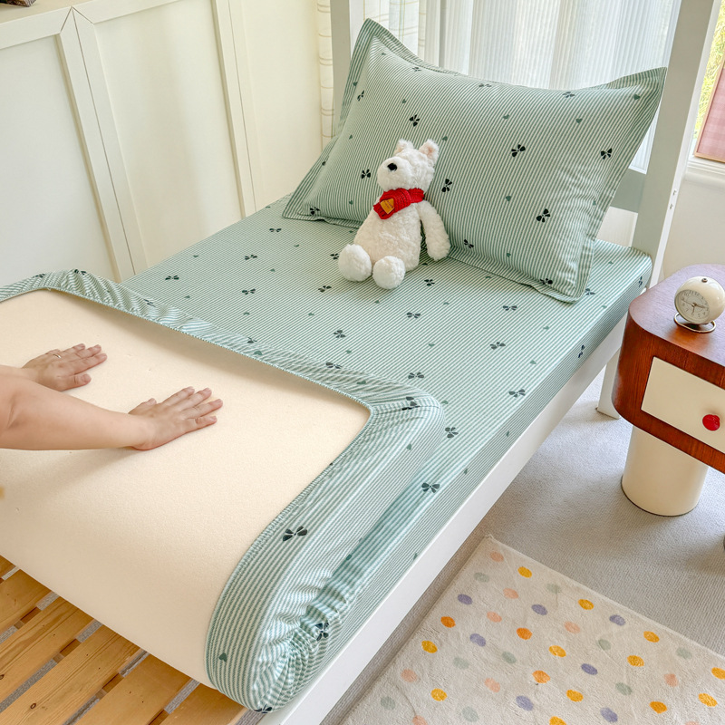 Colcha de cama con estampado de algodón puro, funda de cama para dormitorio de estudiantes de una sola pieza, funda protectora de colchón, juego de tres piezas con todo incluido