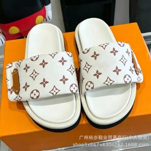 �H�Һ��ħ�g�N��ЬŮ2025�¿�r�з����⴩ţ�в���ĸһ����