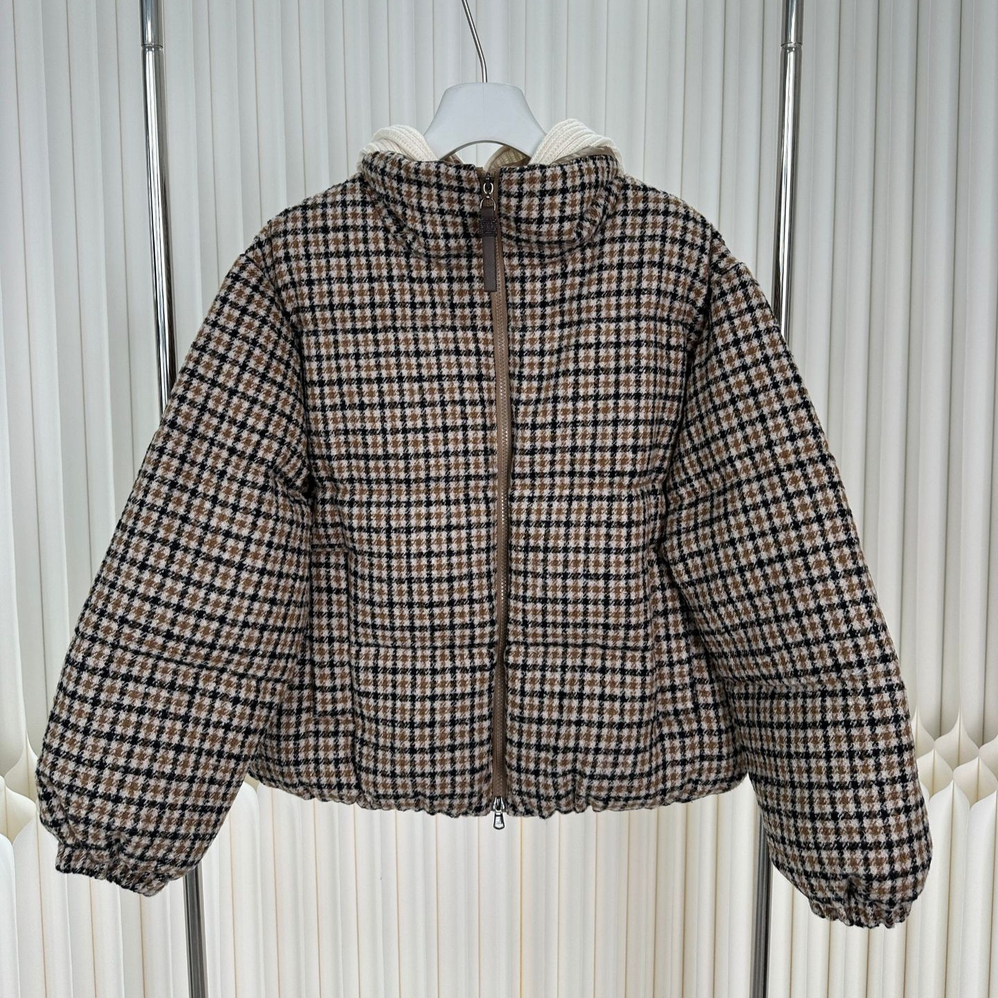 25 Winter Women's Light Luxury Cashmere Wool Knitted Hooded Thickened 90 White Goose down Jacket Temperament Warm down Jacket