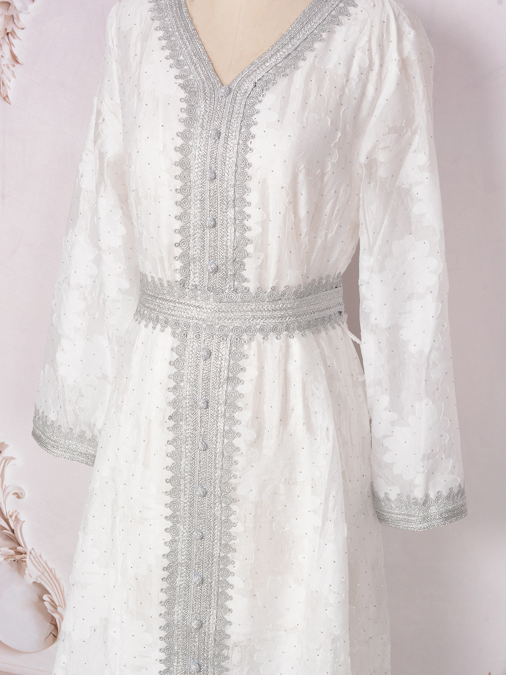 MT046 V-neck Dress, Middle Eastern Cross-border Foreign Trade, Jacquard With Rhinestones, Silver Lace Robe,_ecoleips.com