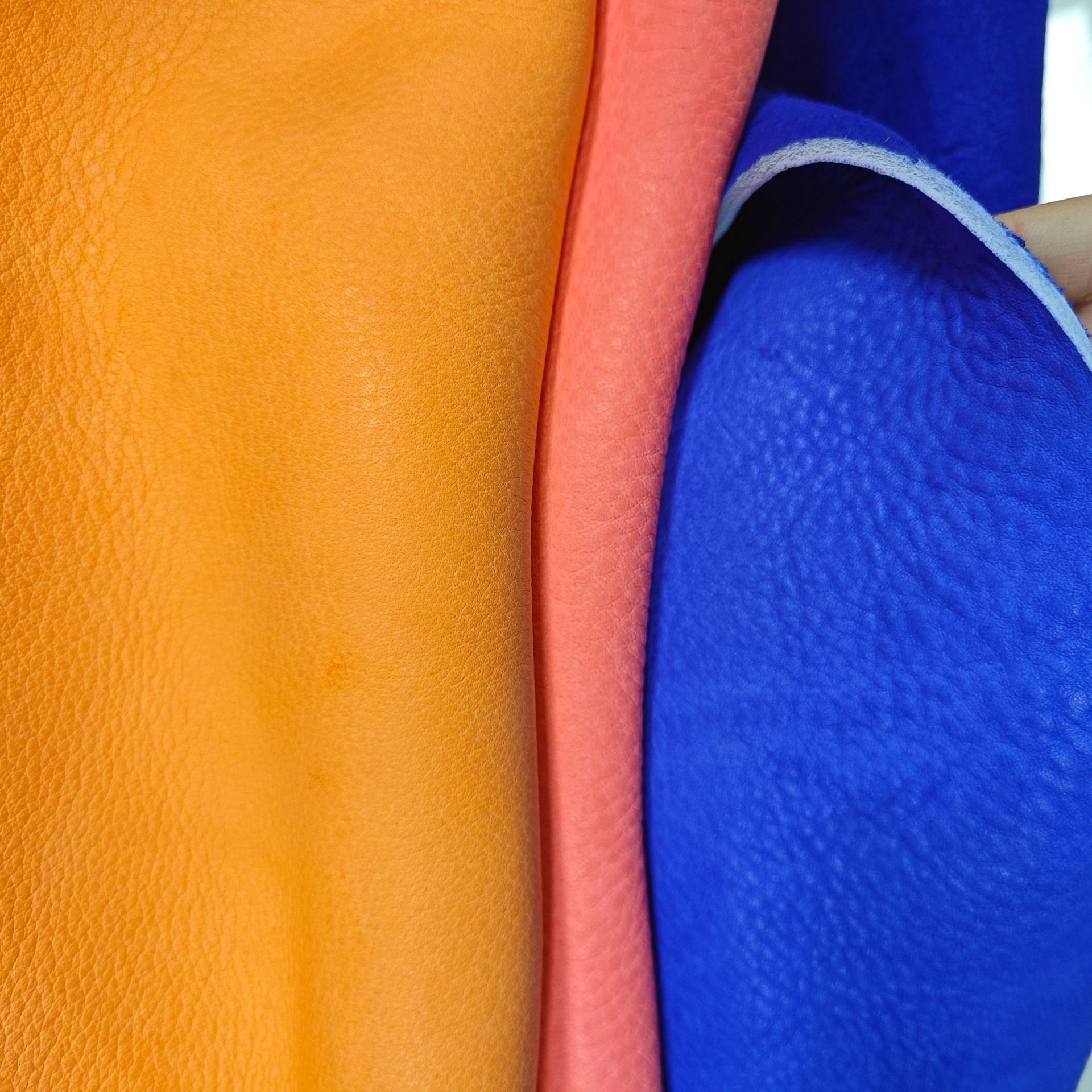 摔纹头层牛皮棒球手套甩花皮2.5MM皮革