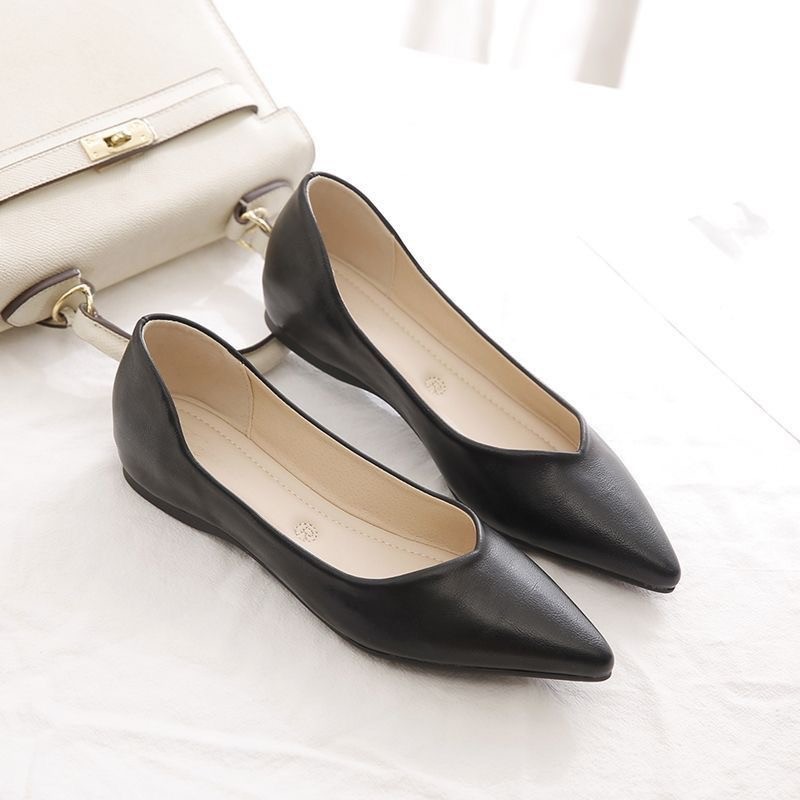 2026 zapatos de moda superficiales de primavera y verano nuevos zapatos de trabajo simples ligeros de tacones planos puntiagudos de un pie