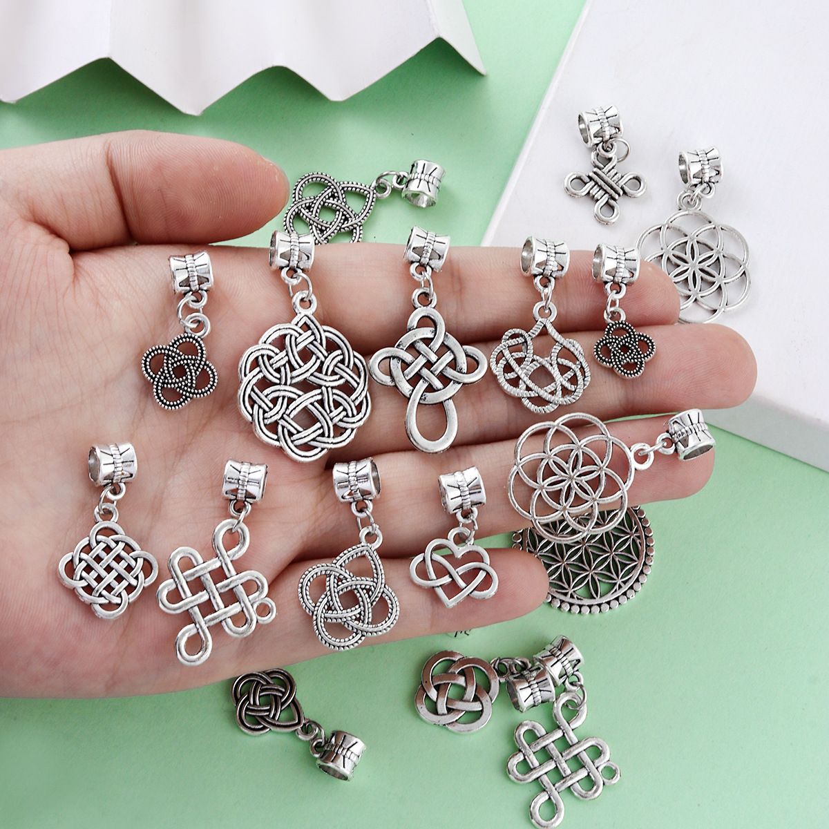 Chinese knot three-way mixed