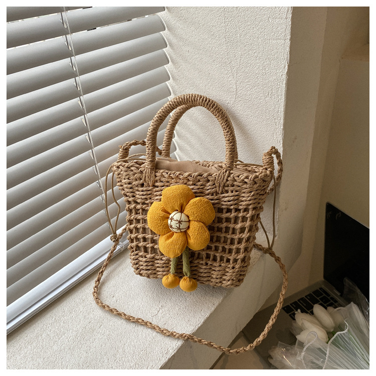 Vacation Floral Soft Surface Square Zipper Straw Bag display picture 2