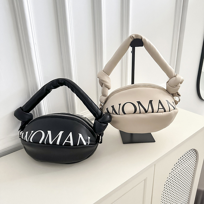 Thai New Fashionable Single Shoulder Slant Cross Bag For Women's Large Capacity Cowboy Bag With Alphabet Rugby Bag_voghion.com