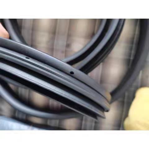 Suitable for Volkswagen Golf 6/7 front and rear door frame sealing strips, original high-quality waterproof rubber strips for door openings