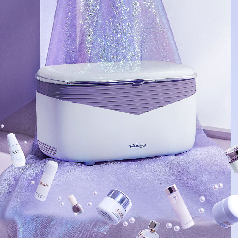 化妝品小冰箱冷藏盒美妝冰箱車載護膚品收納箱跨境創意新款
