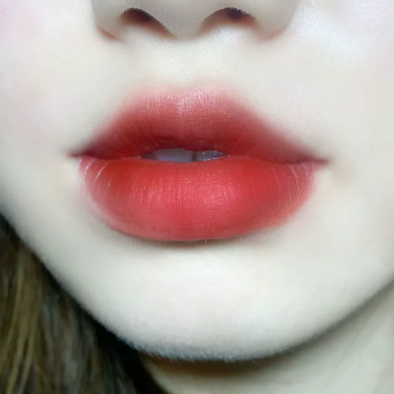 HERORANGE Emotional matte lipstick, translucent shading