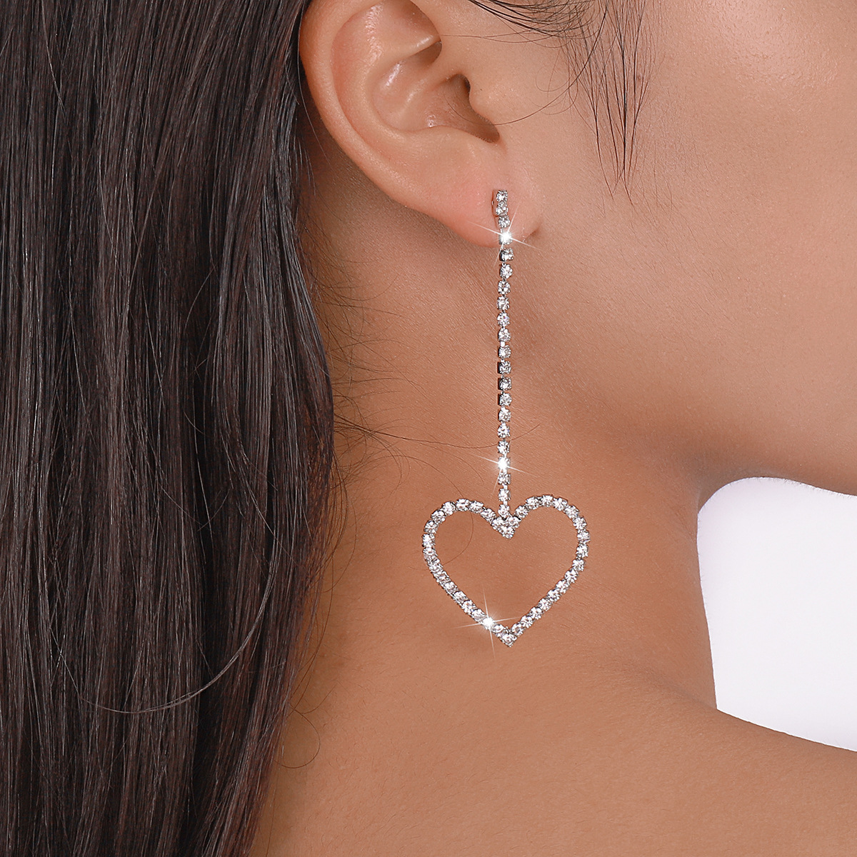 Orecchini con nappa in cristallo a cuore per donna Orecchini pendenti con nappa lunga a cuore Gioielli da sposa_voghion.com