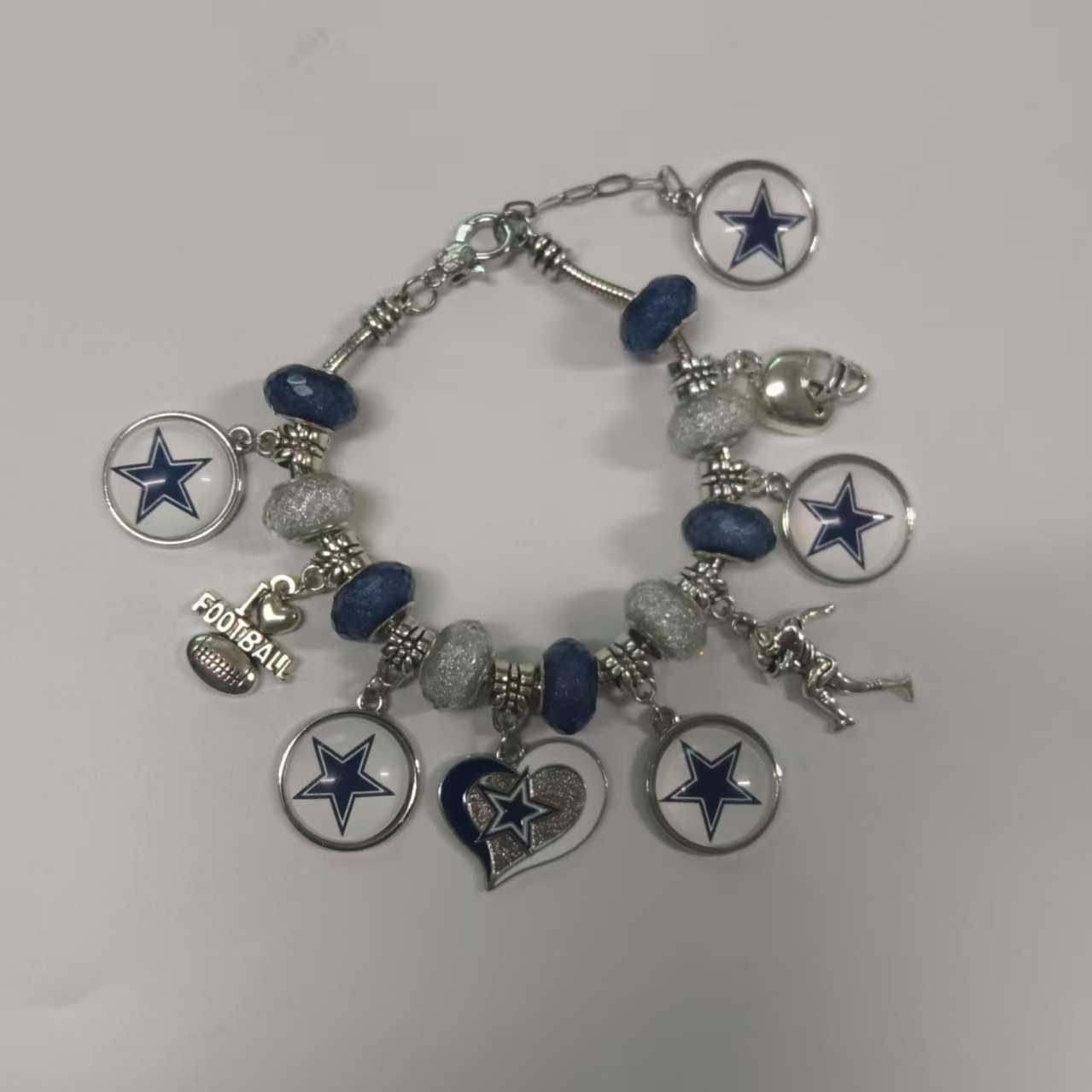 美国跨境新款热销NFL 32个球队蛇链潘家串珠手链男女通用牛仔钢人