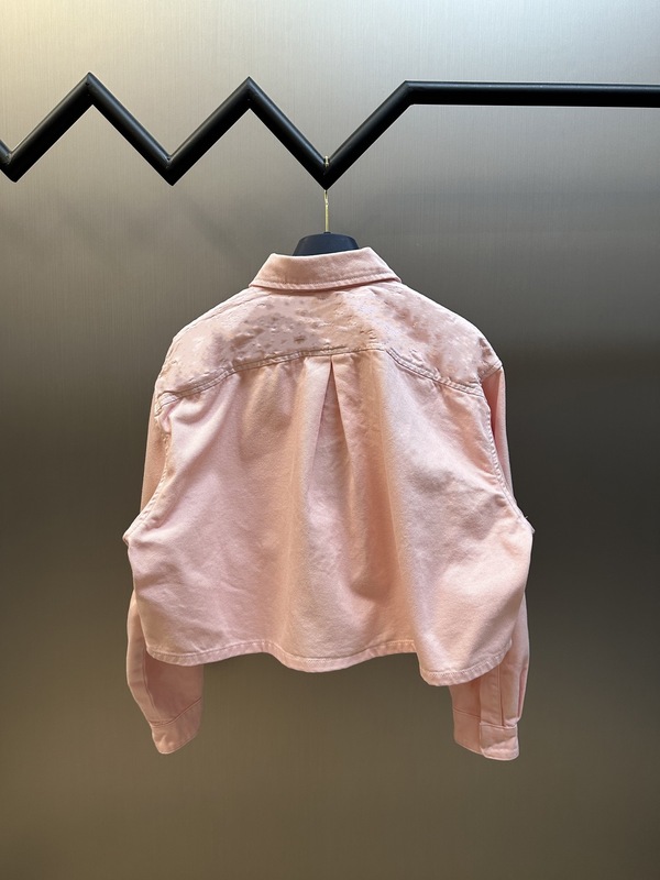 Dujia バージョン既製高品質 V ファミリー 2025 新しい女性のショートデニムシャツジャケットはファッショナブルで多用途です|undefined