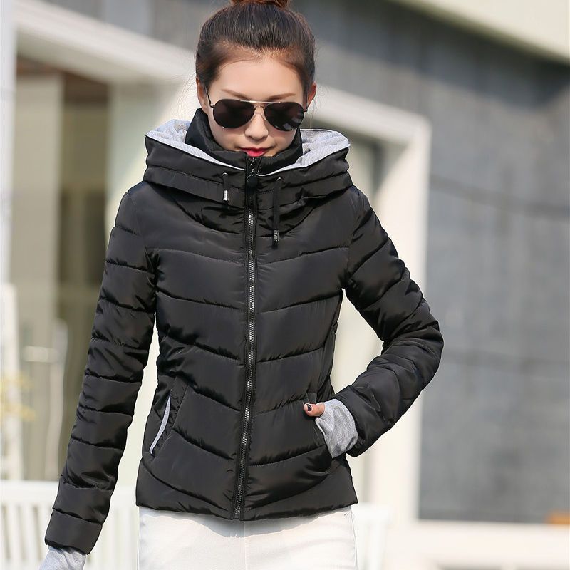 Trajes de algodón transfronterizos gruesos pequeños para mujeres nuevas chaquetas de algodón corto de cuello vertical de invierno delgadas y cálidas
