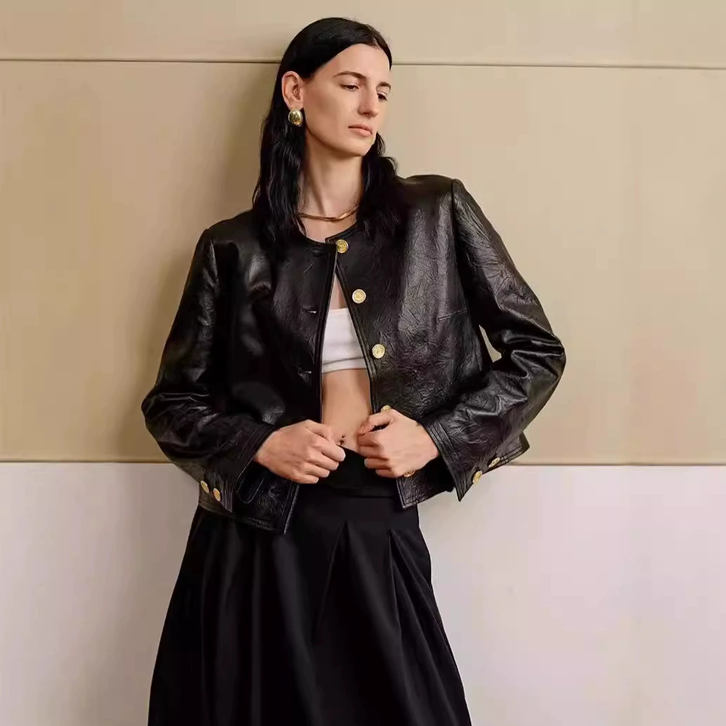 Женская кожаная куртка в стиле Шанель из тяжелой, жатой кожи овчины с текстурой оригами, модель 2025 года