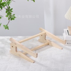 現物のシンプルなコンピュータスタンドの木製のノートパソコンの高くなる棚の事務机の収納棚のノートパソコンのスタンド