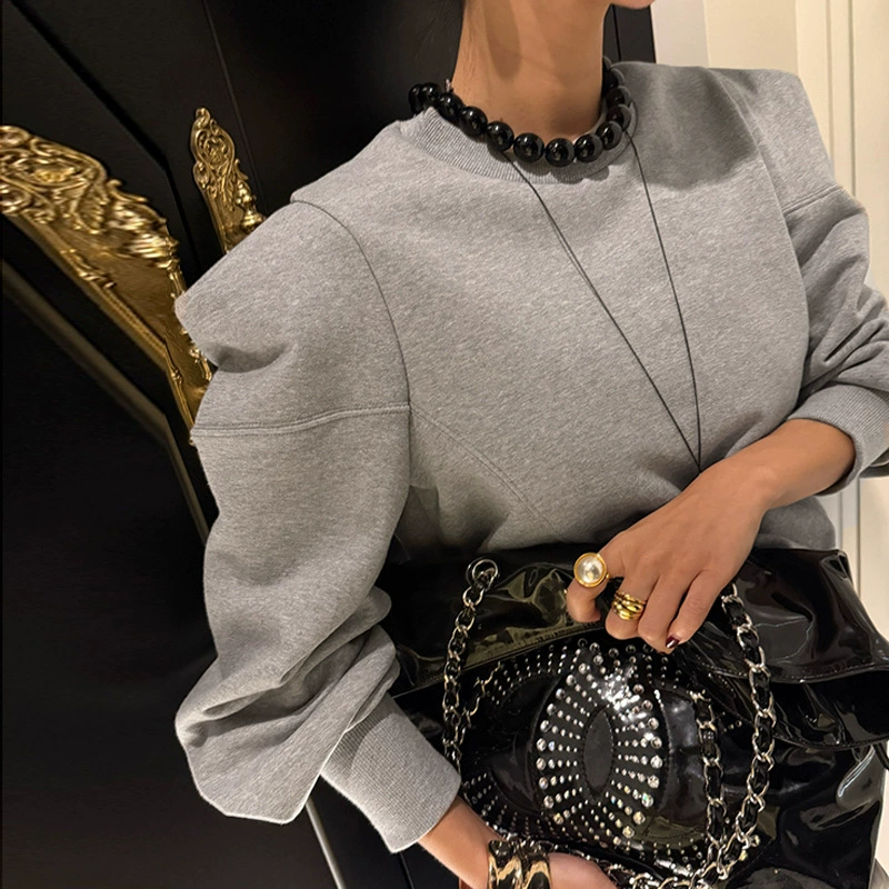 Внешняя торговля женской одежды может быть соленой и сладкой