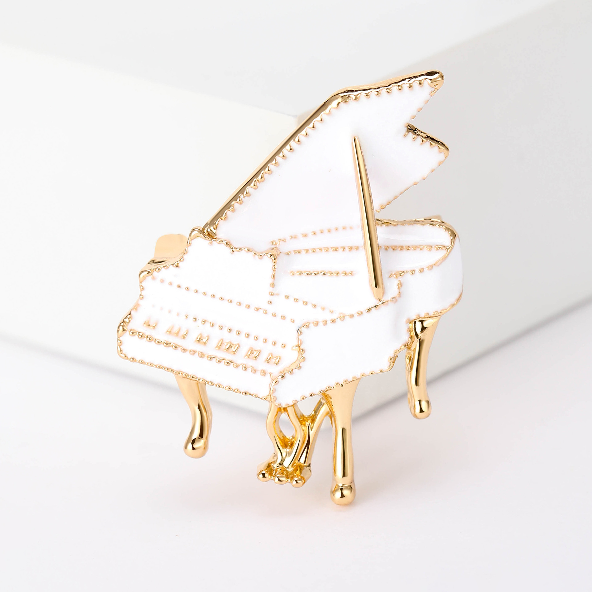 Banquet, Stage Occasion Alloy Material Classical Pin Piano Alloy Unisex Corsage Brooches