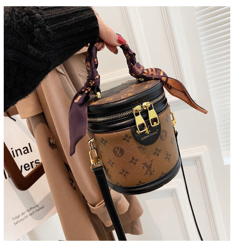 Printed Bucket 2024 New Cross Shoulder Cute and Versatile Women's Bag Small Handbag Free Scarves_voghion.com