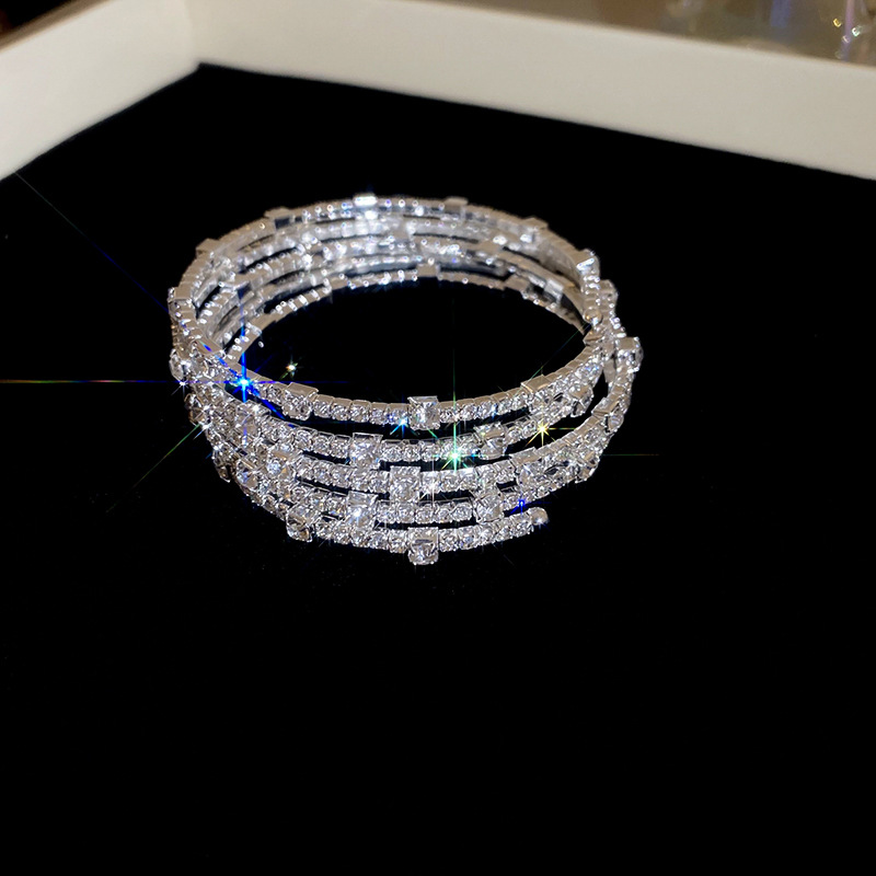 Pulsera elástica de diamantes de múltiples capas con perla artificial ins pulsera de moda exquisita pulsera de alta gama hermosa transfronteriza