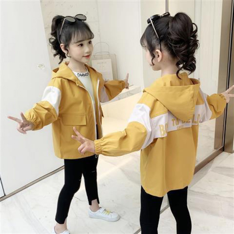女童春装2022新款外套韩版儿童短款休闲夹克洋气春秋女孩工装风衣