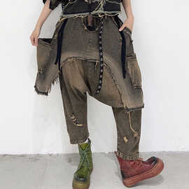 个性潮牌街头嘻哈牛仔裤女2024春夏新款松紧腰宽松垮裤吊裆裤