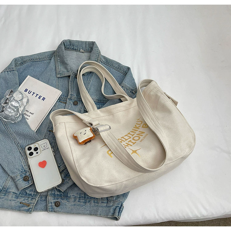 Universal shoulder bag, capacious underarm bag, one-shoulder bag
